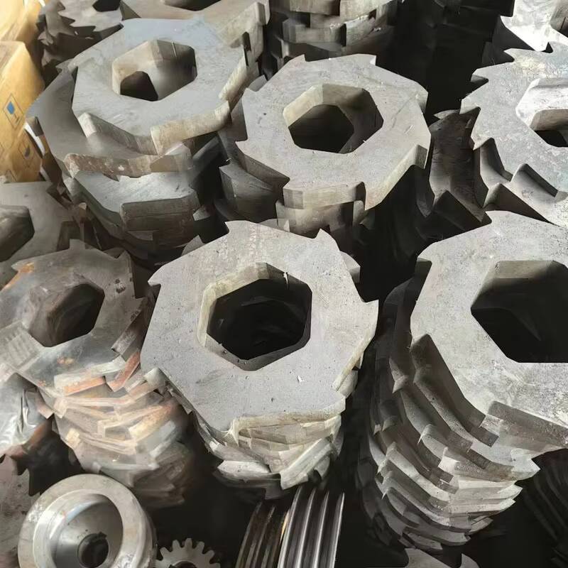 Heavy Equipment Used - Broyeur métallique robuste en vente directe